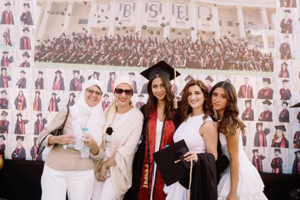 GRAD 2025116