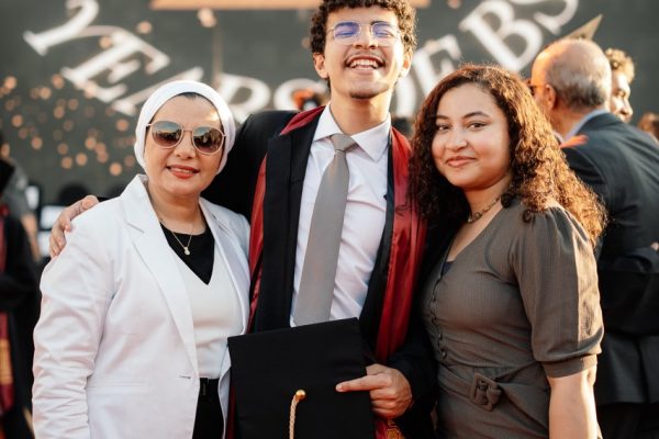 GRAD 2025118