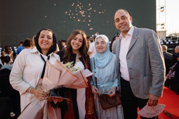 GRAD 2025156