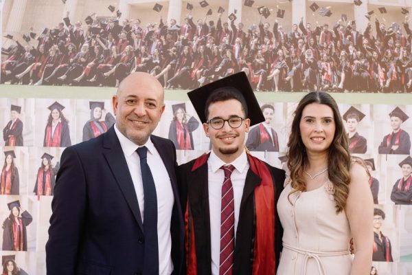 GRAD 2025160