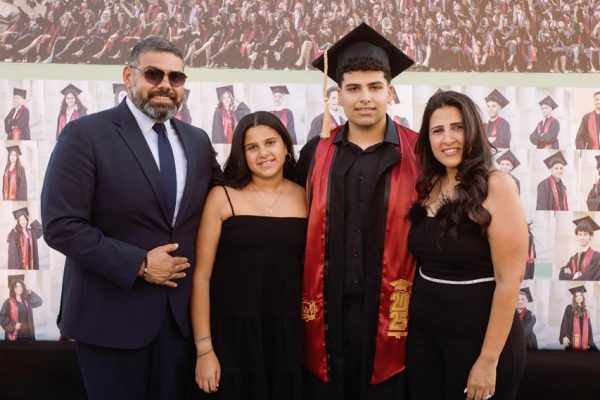 GRAD 2025175