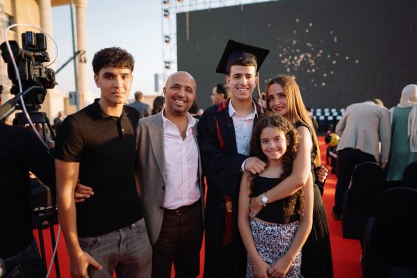 GRAD 2025187