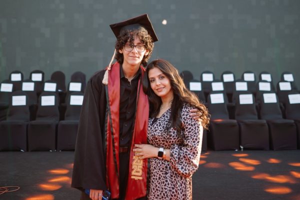 GRAD 2025194