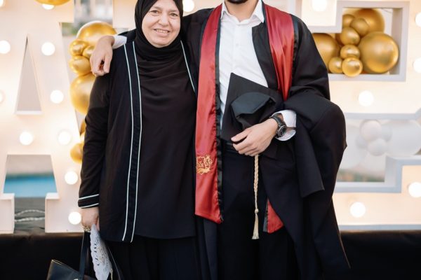 GRAD 2025212