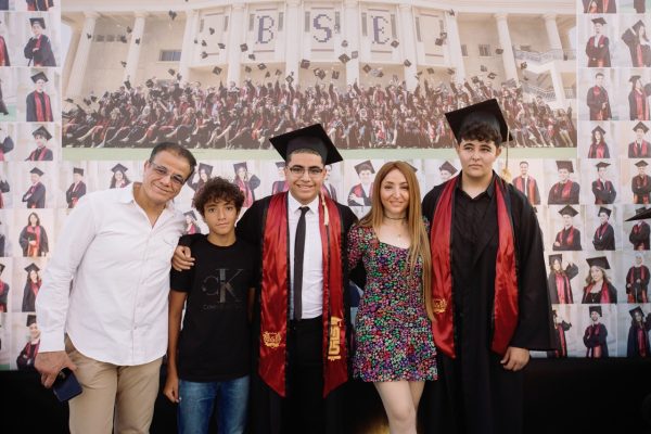 GRAD 2025214