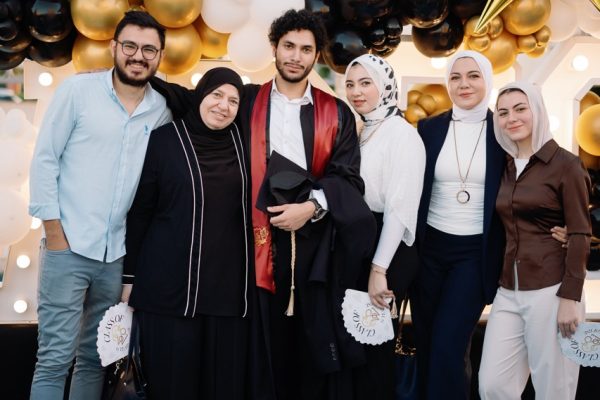 GRAD 2025217