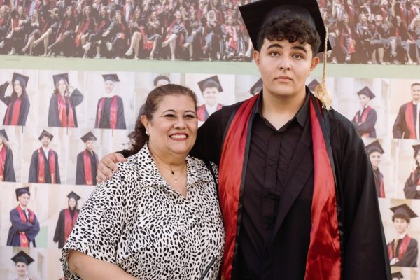 GRAD 2025218