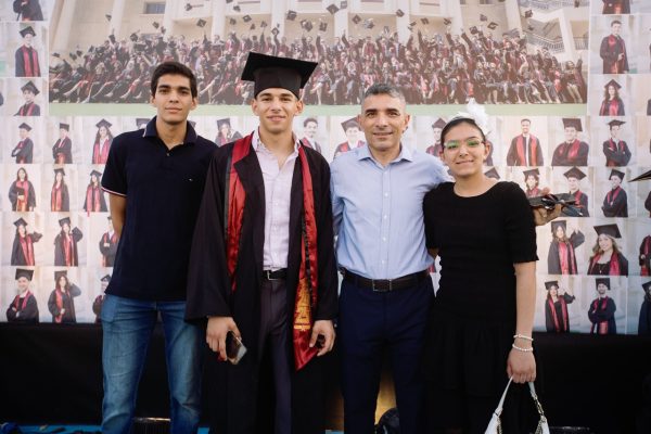 GRAD 2025221