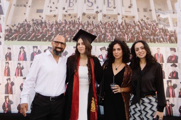 GRAD 2025225