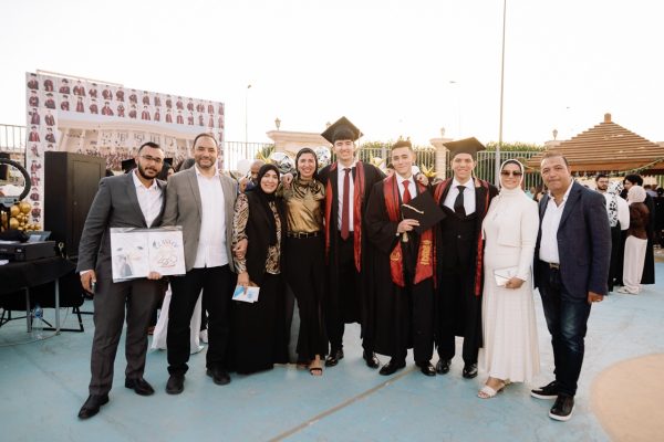 GRAD 2025244