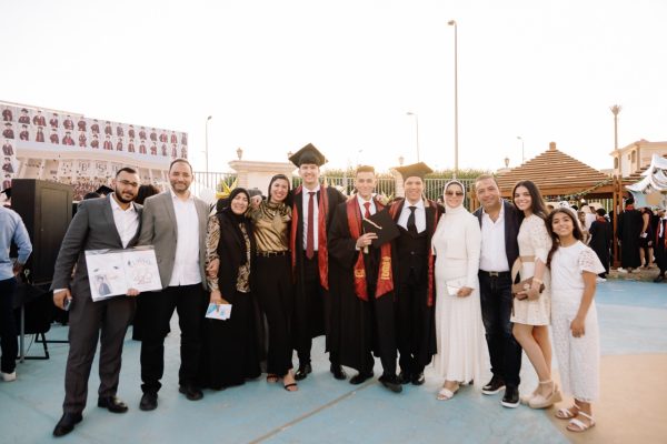 GRAD 2025245