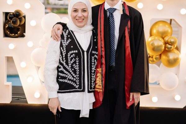 GRAD 2025270