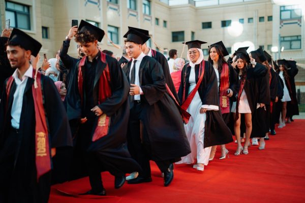 GRAD 2025327