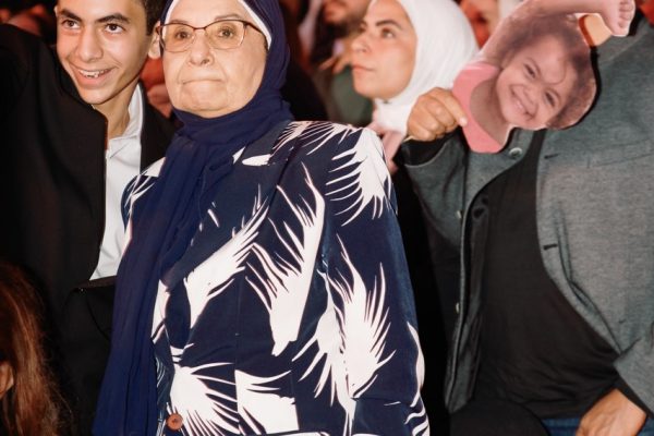 GRAD 2025374