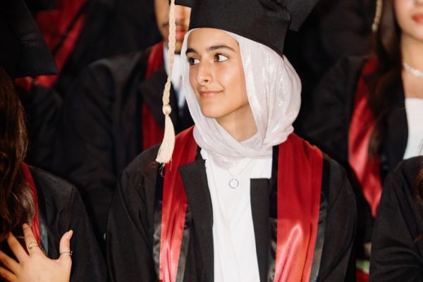 GRAD 2025383
