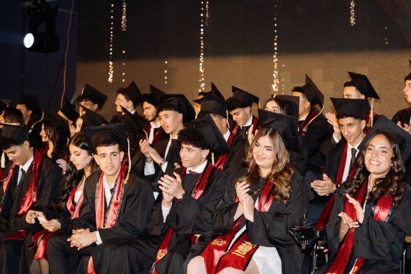 GRAD 2025433