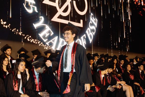 GRAD 2025453