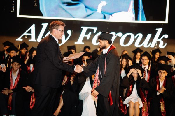 GRAD 2025509
