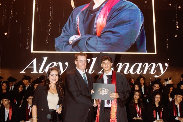 GRAD 2025516