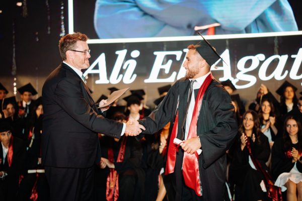 GRAD 2025524