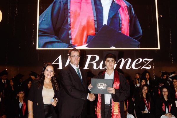 GRAD 2025532