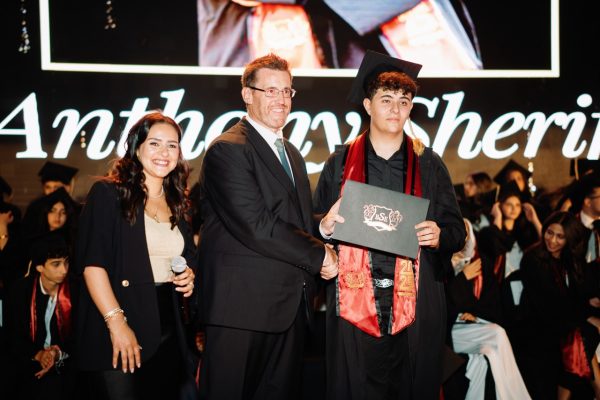 GRAD 2025543