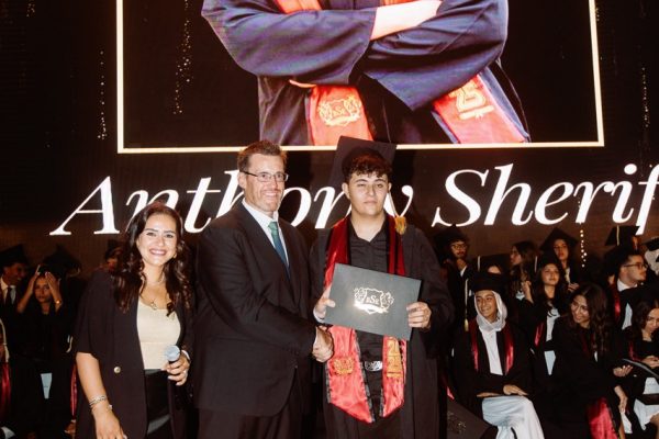 GRAD 2025544