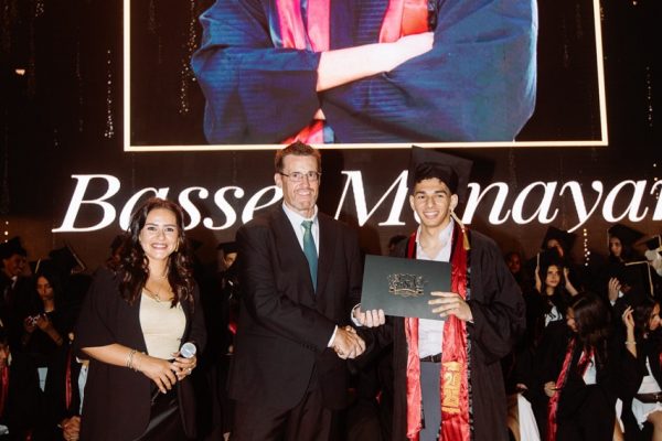 GRAD 2025546
