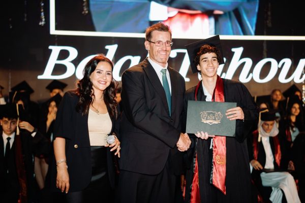 GRAD 2025548