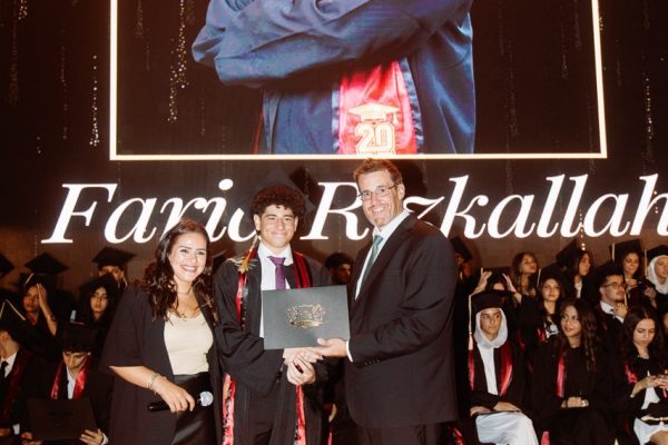 GRAD 2025559