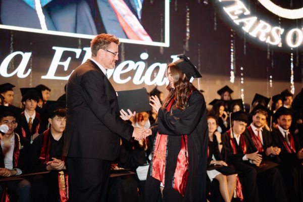 GRAD 2025601