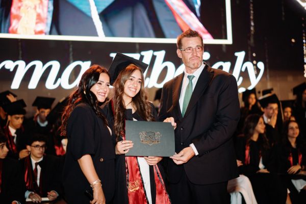 GRAD 2025603