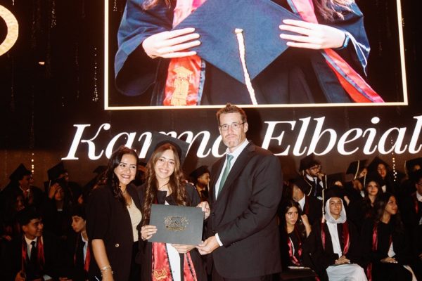 GRAD 2025604