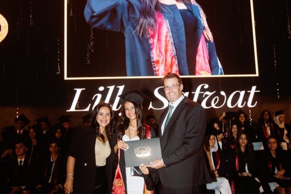 GRAD 2025617