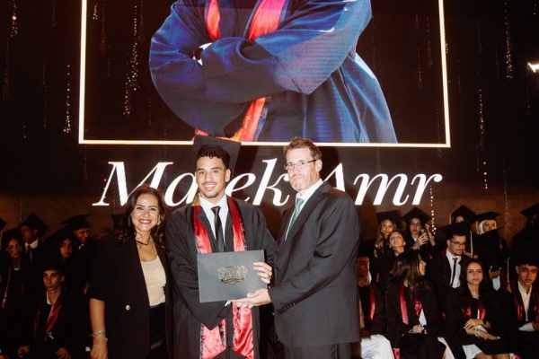 GRAD 2025627