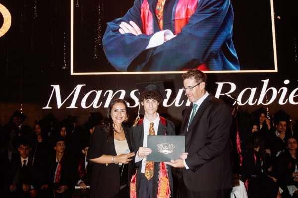 GRAD 2025631