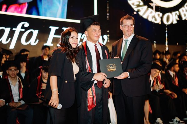 GRAD 2025644