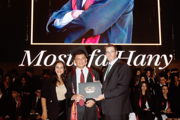 GRAD 2025646