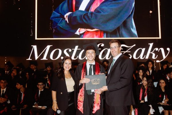 GRAD 2025648