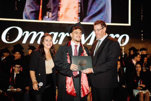 GRAD 2025661
