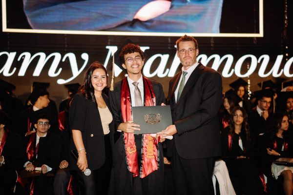GRAD 2025677