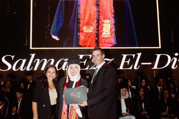 GRAD 2025685
