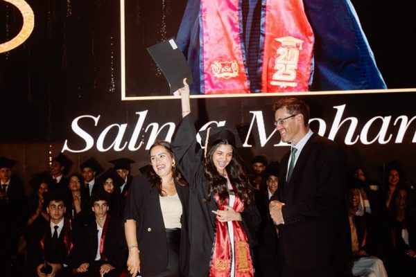 GRAD 2025688