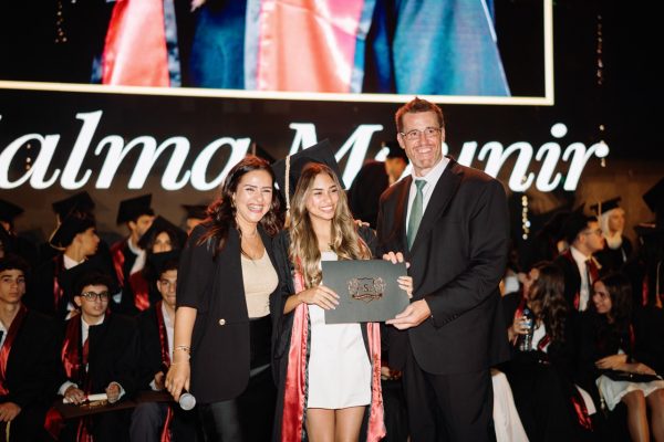GRAD 2025692