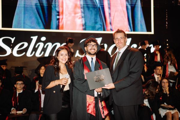 GRAD 2025695
