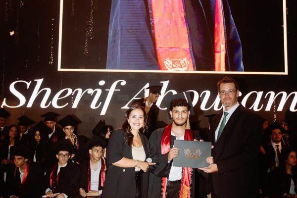 GRAD 2025700
